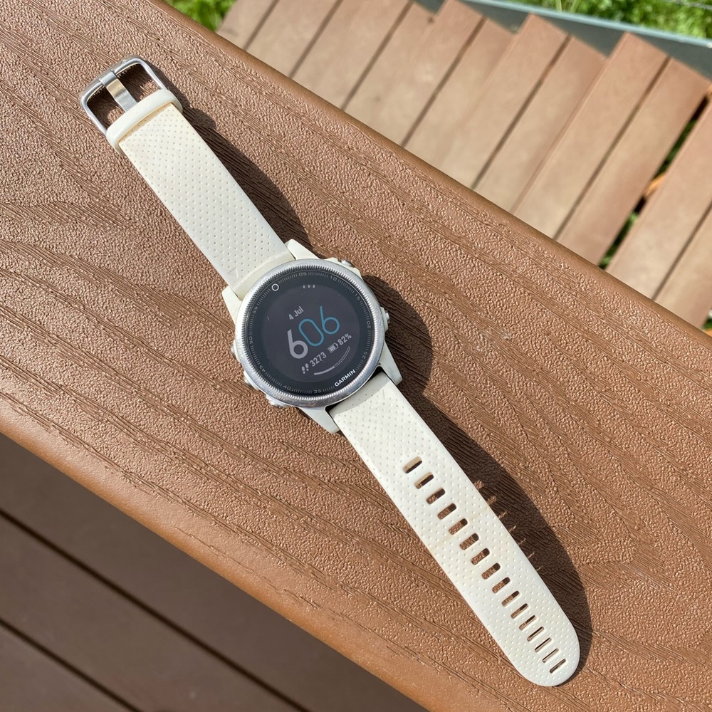 Garmin Fenix 5s smart watch